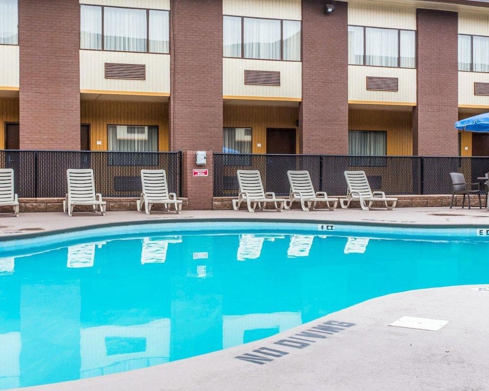 Quality Suites Hickory South Exteriör bild