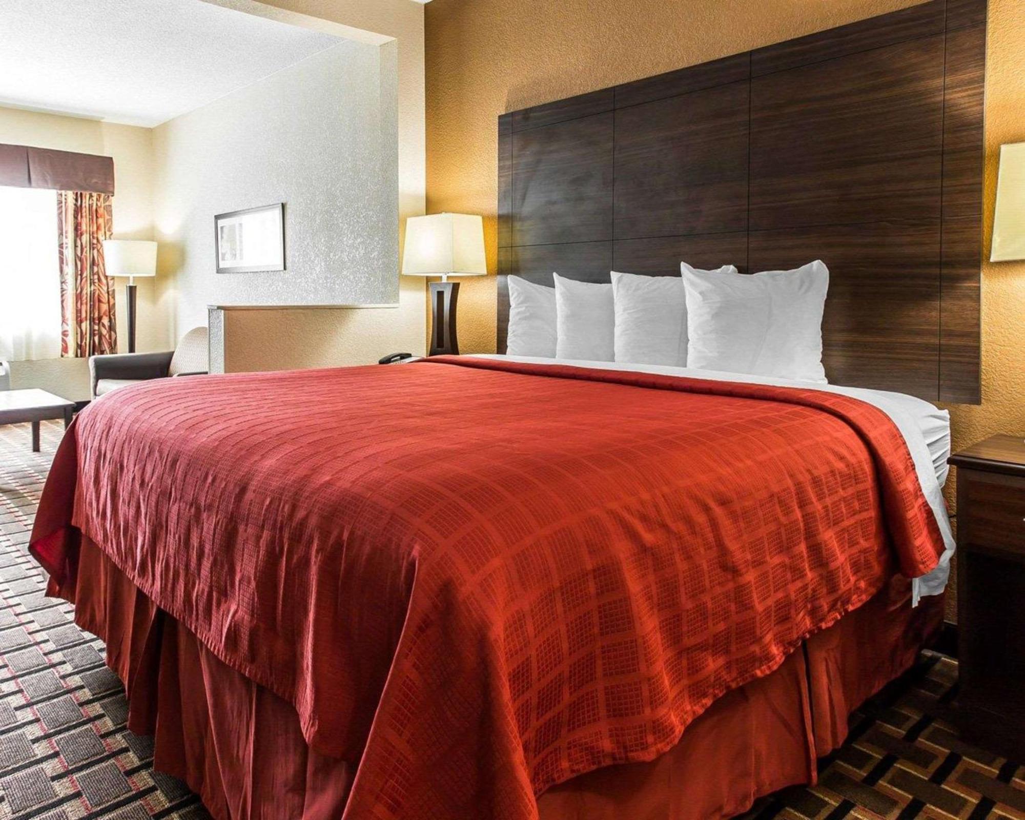Quality Suites Hickory South Exteriör bild