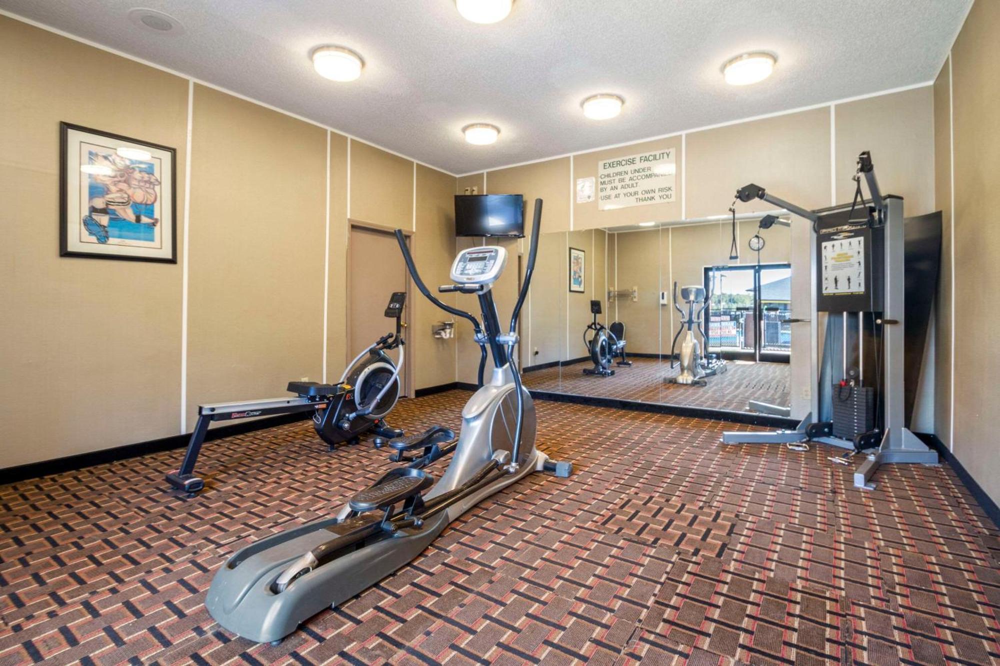 Quality Suites Hickory South Exteriör bild