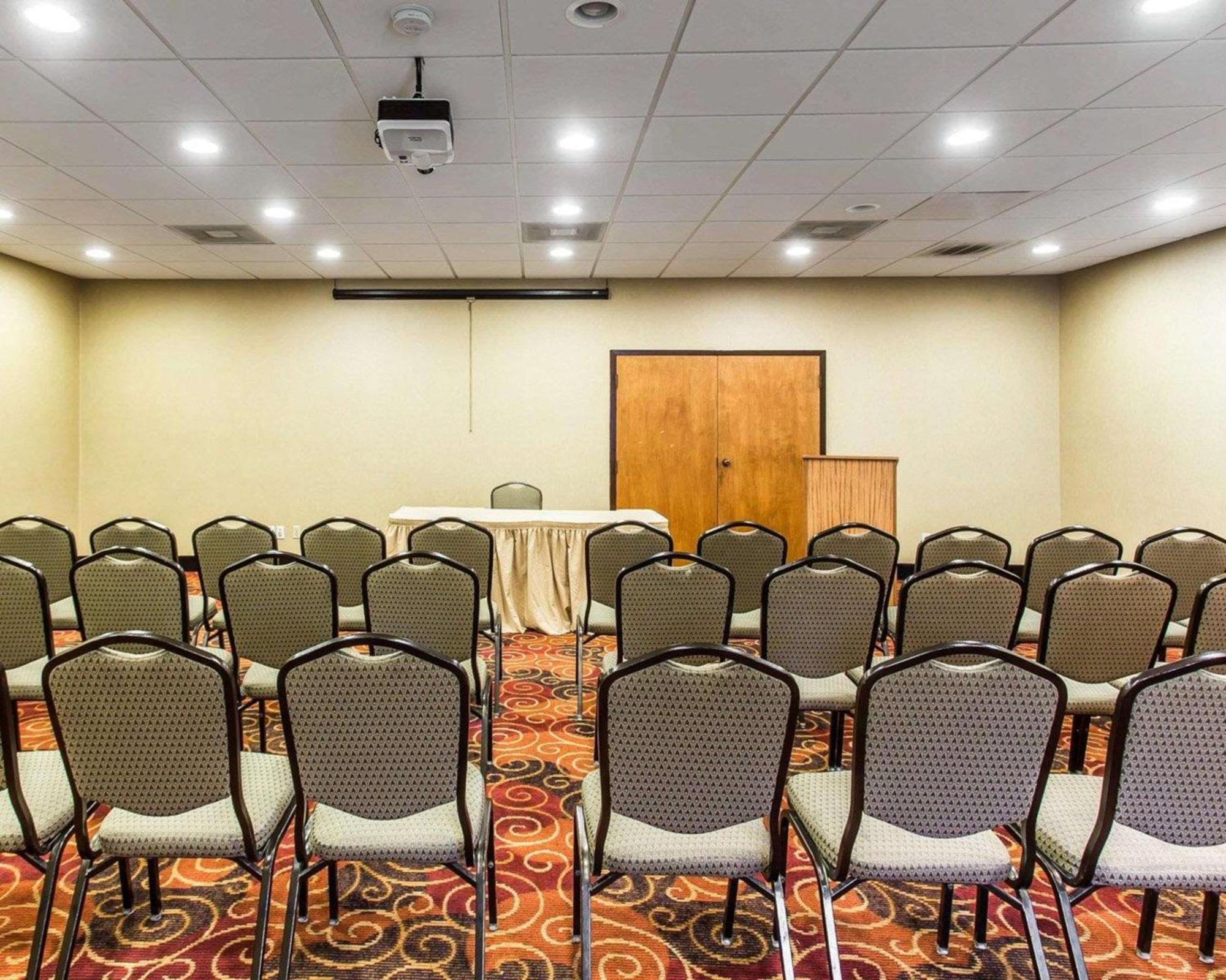 Quality Suites Hickory South Exteriör bild
