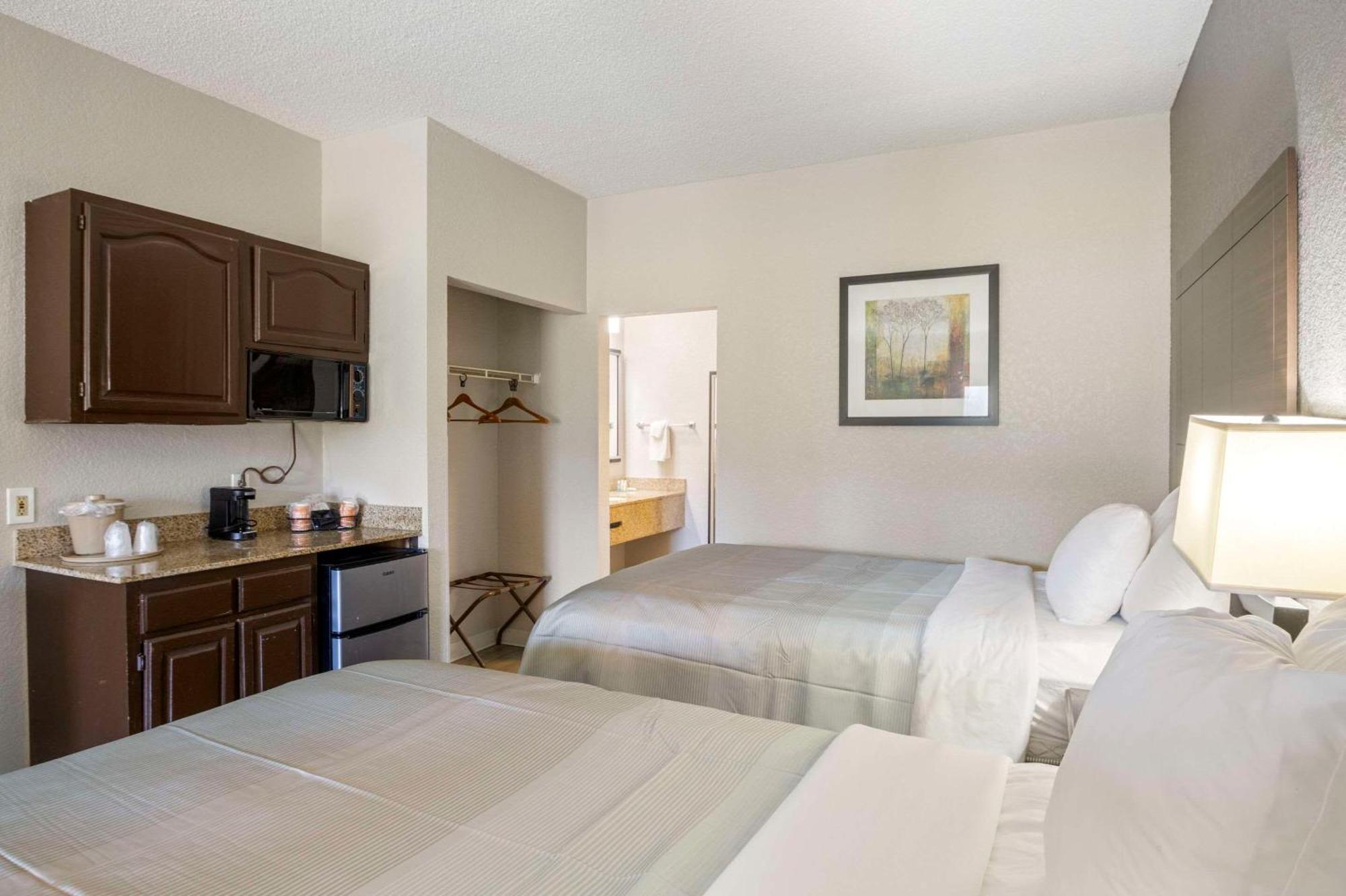 Quality Suites Hickory South Exteriör bild