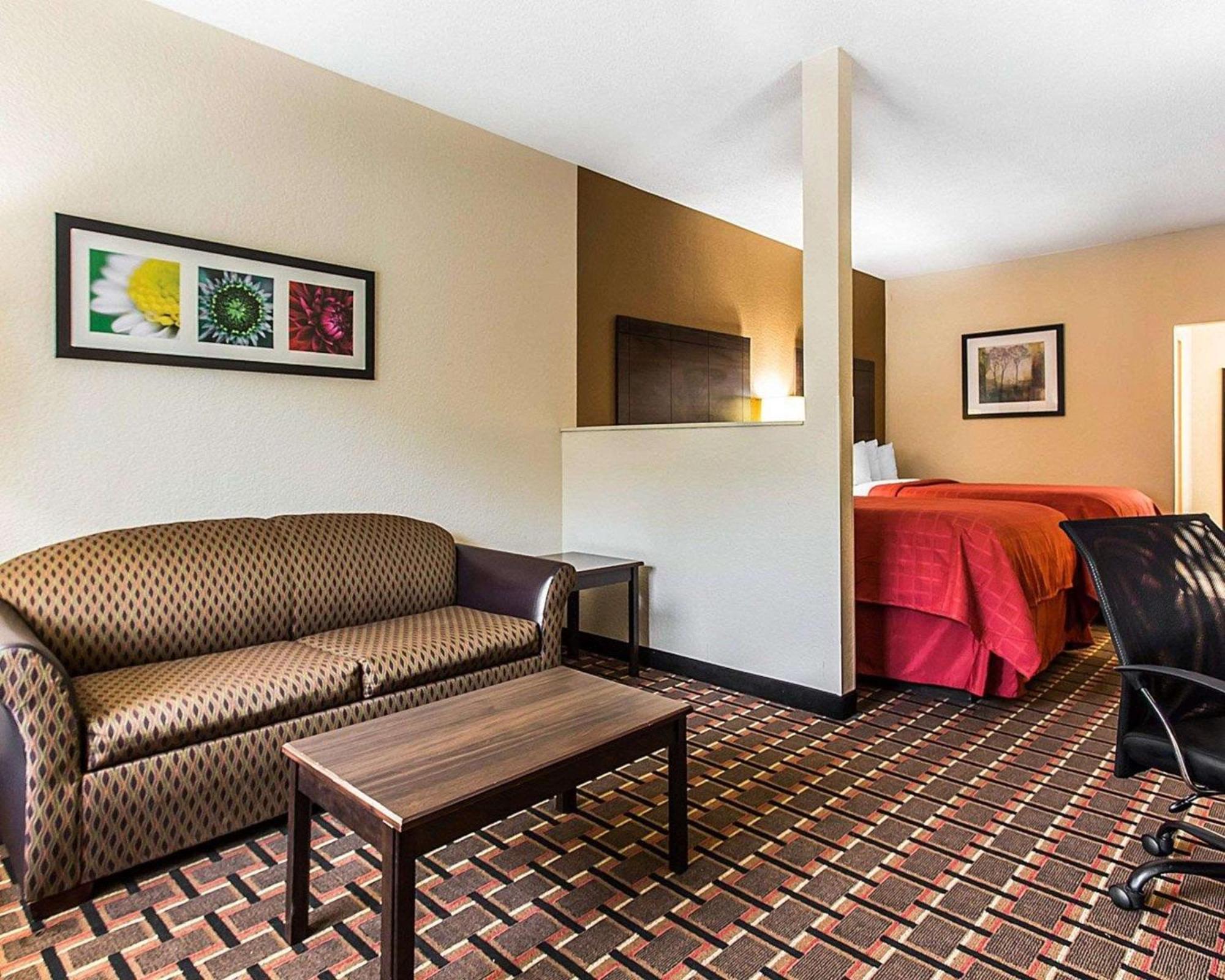 Quality Suites Hickory South Exteriör bild