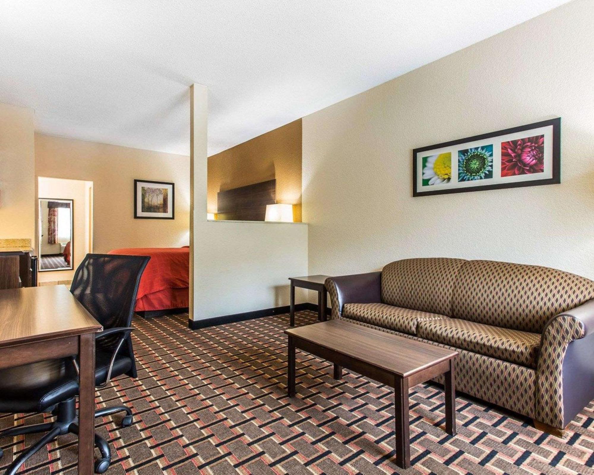 Quality Suites Hickory South Exteriör bild