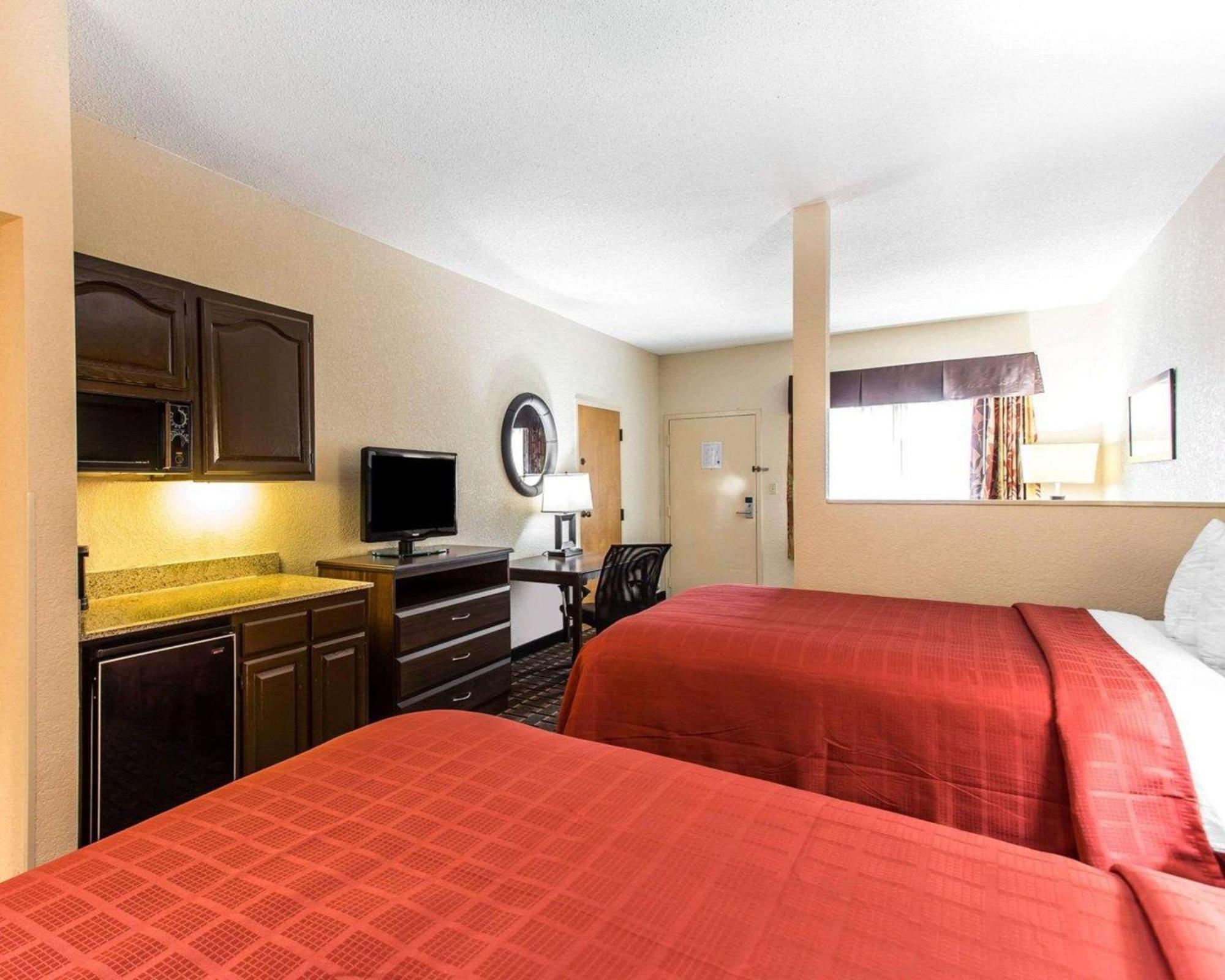 Quality Suites Hickory South Exteriör bild
