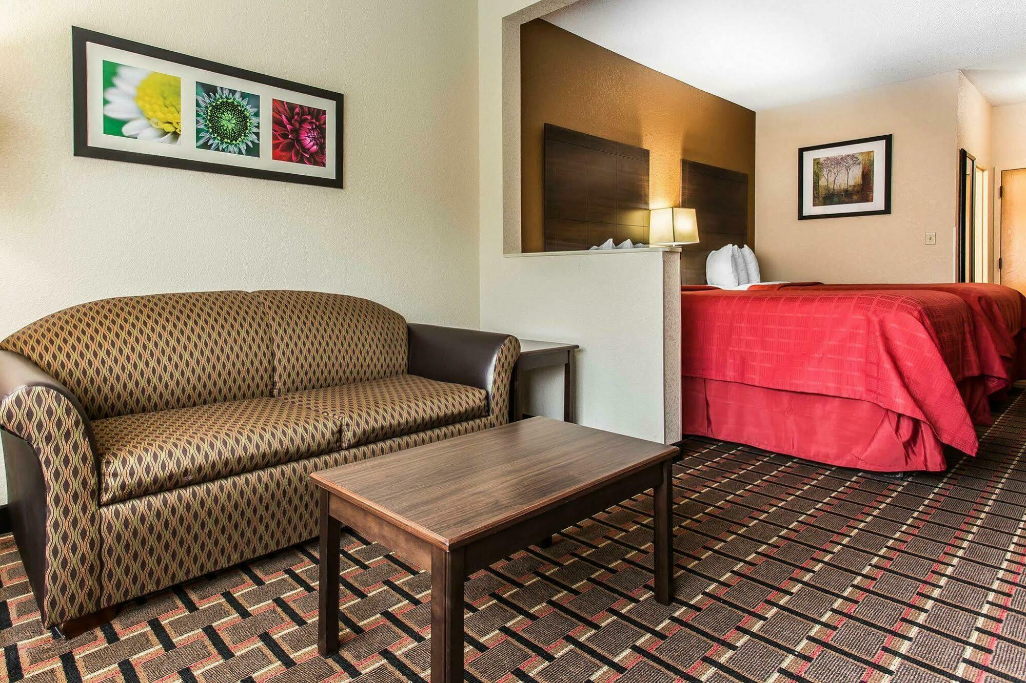 Quality Suites Hickory South Exteriör bild